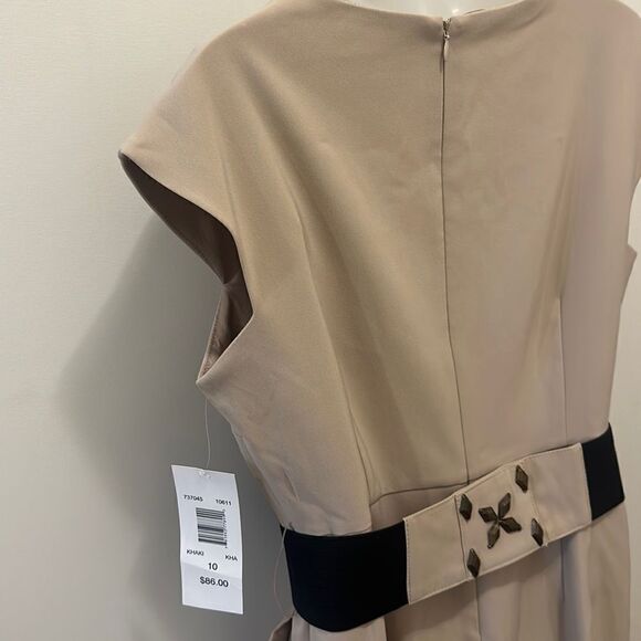 Signature by Robbie Bee Khaki Belted Cap Sleeve Dress with POCKETS size 10 NWT - Picture 8 of 11